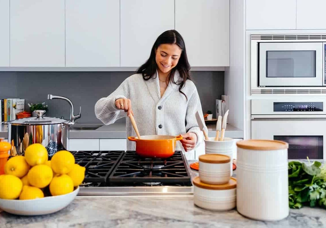 Top 10 Amazing Cool Kitchen Gadgets that You Can Buy Online