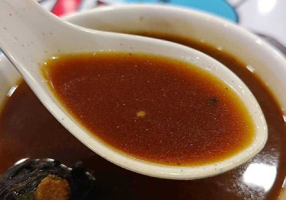 ah-er-soup-black-chicken-soup-spoon